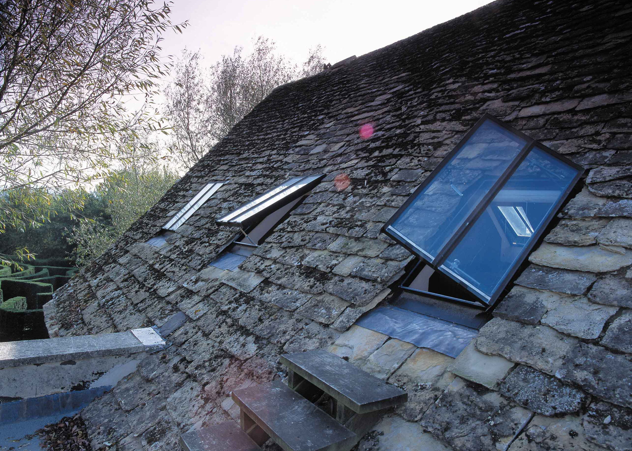 Image hover effect image